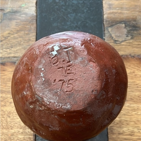 Brutalist looking clay vase - Picture 3 of 5